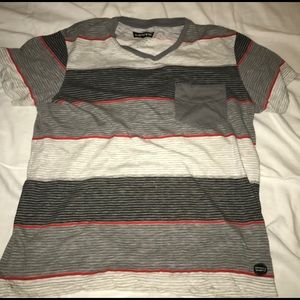 Levi’s v neck pocket t shirt